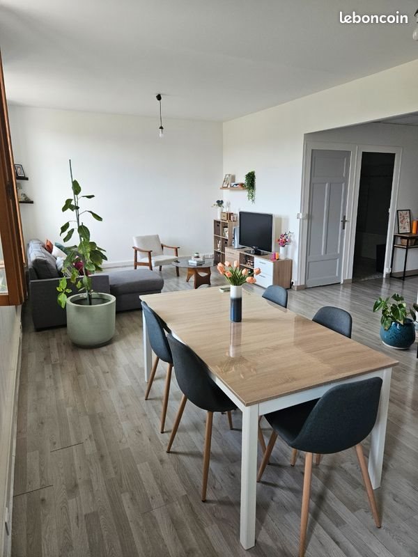 Appartement à louer, 87m², Saint-Siméon-de-Bressieux