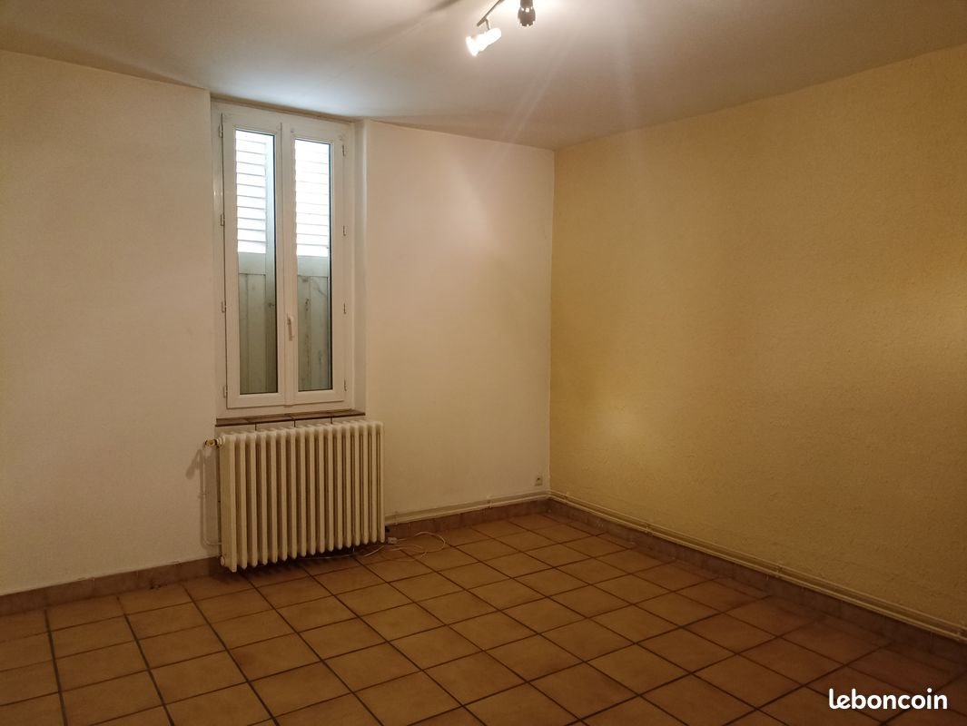 Appartement à louer, 61m², Moulins