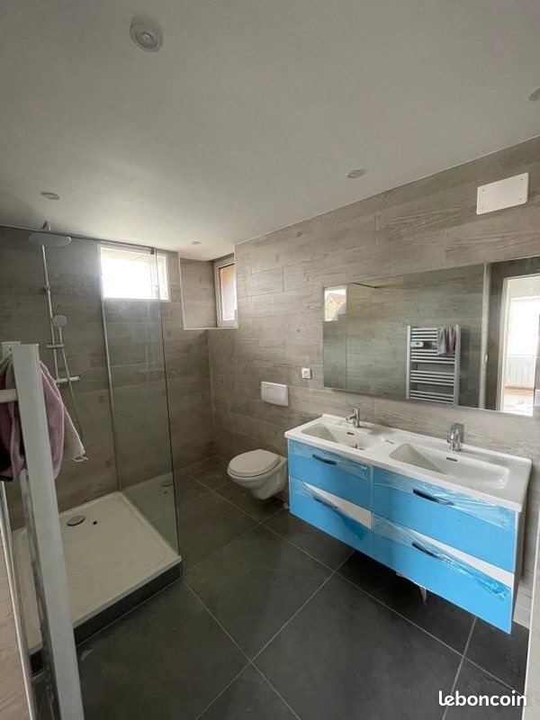 Appartement à louer, 70m², Niedermodern