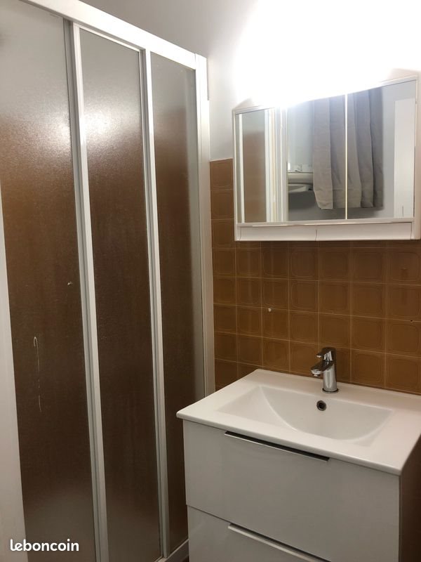 Appartement à louer, 19m², Sète