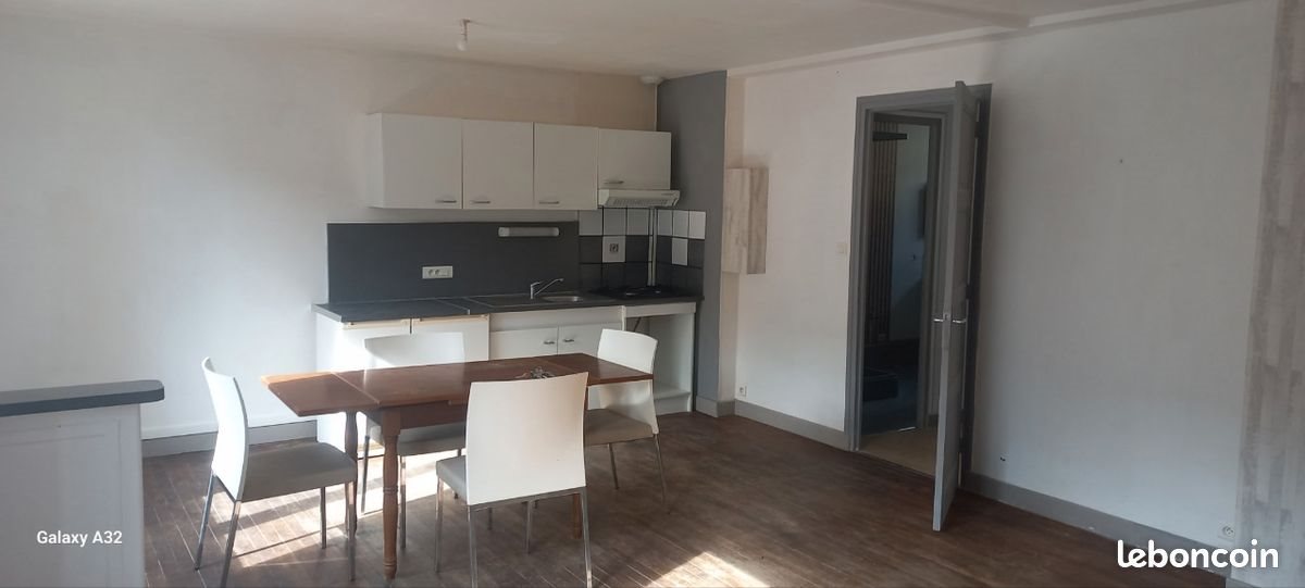 Appartement à louer, 55m², Mortain