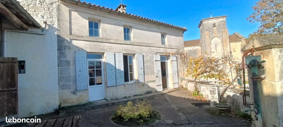 Maison à louer, 113m², Beurlay