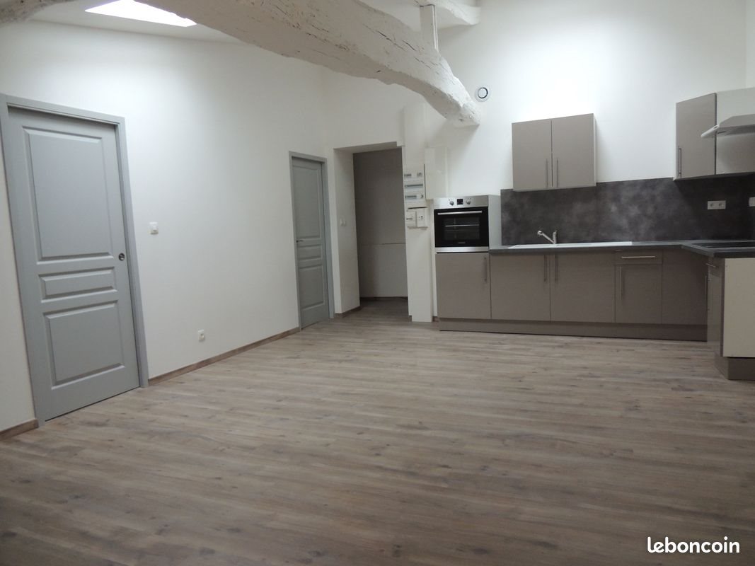 Appartement à louer, 64m², Thoissey