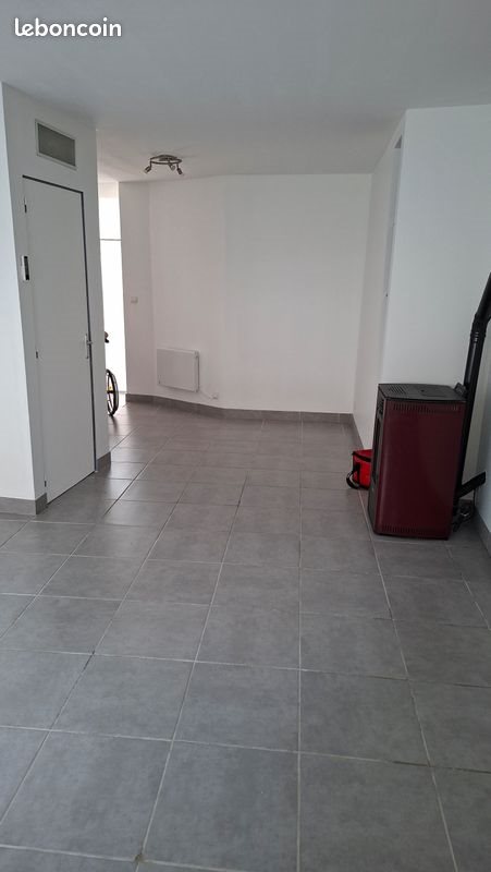 Maison à louer, 70m², Rousies