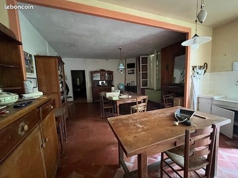 Maison à vendre, 277m², La Clotte