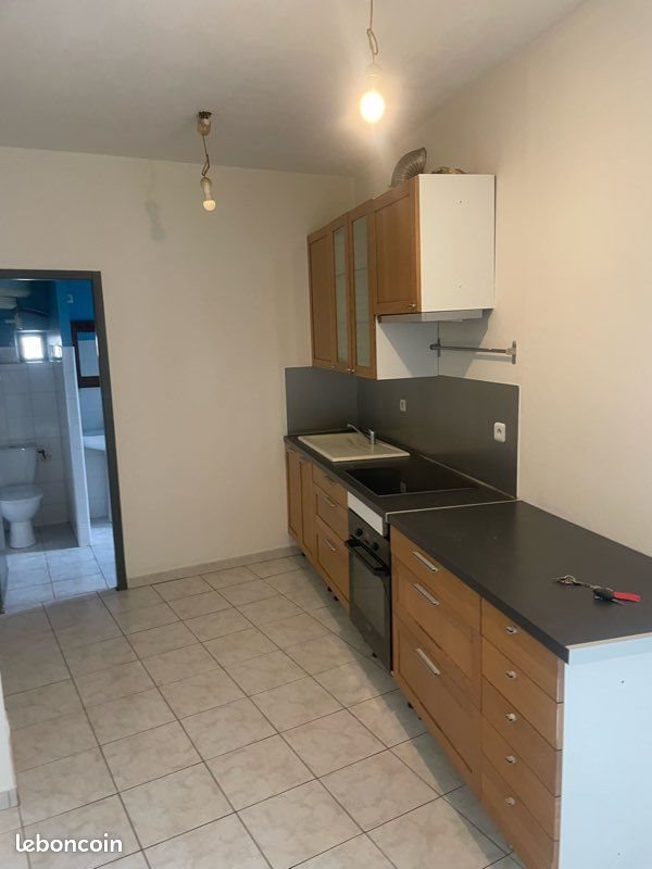 Appartement à louer, 70m², Lodève