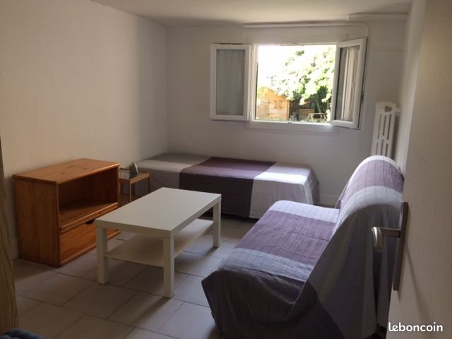 Appartement à louer, 20m², Saint-Cyr-l'Ecole