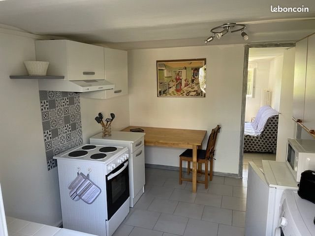 Appartement à louer, 20m², Saint-Cyr-l'Ecole