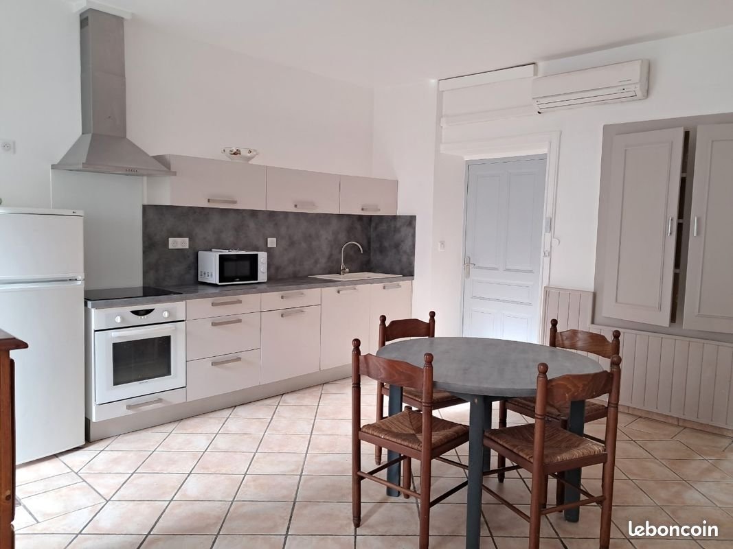 Maison à louer, 65m², Saint-Saud-Lacoussière