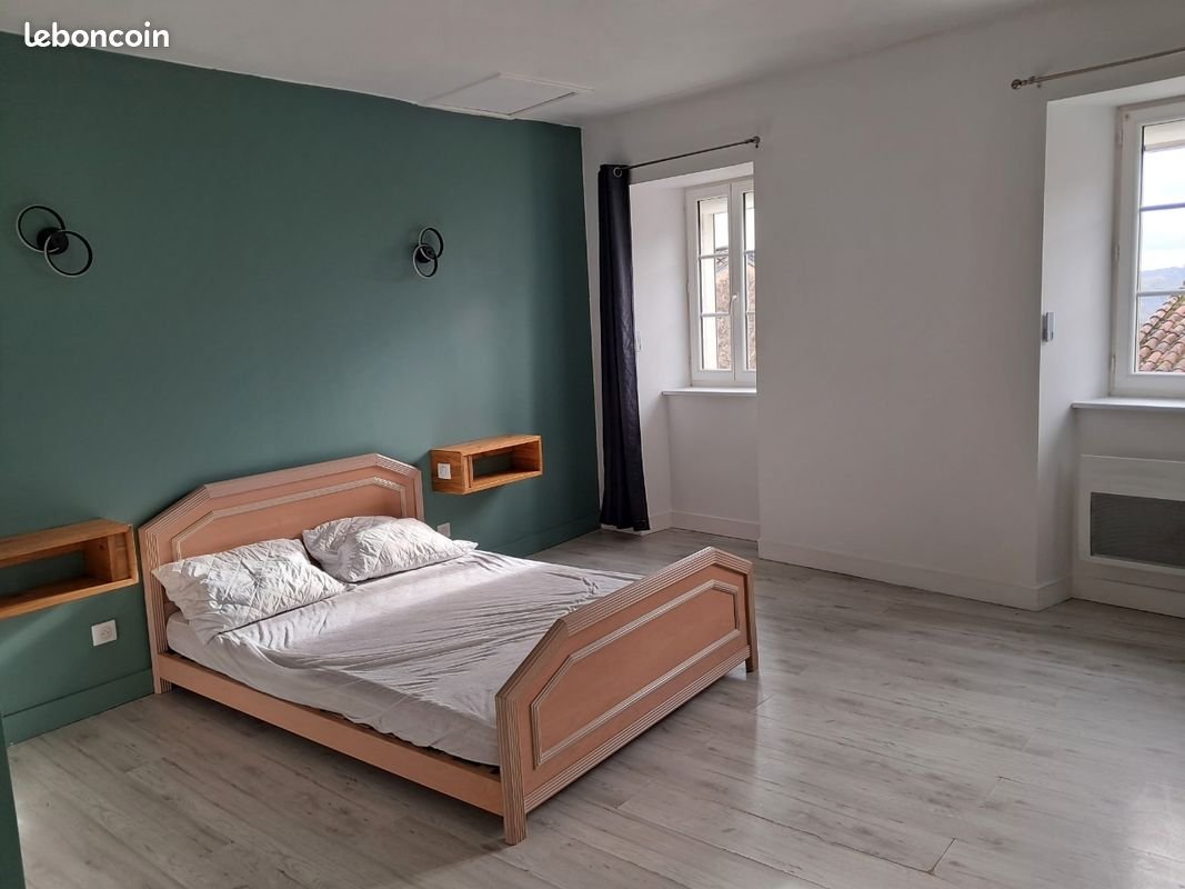 Maison à louer, 65m², Saint-Saud-Lacoussière