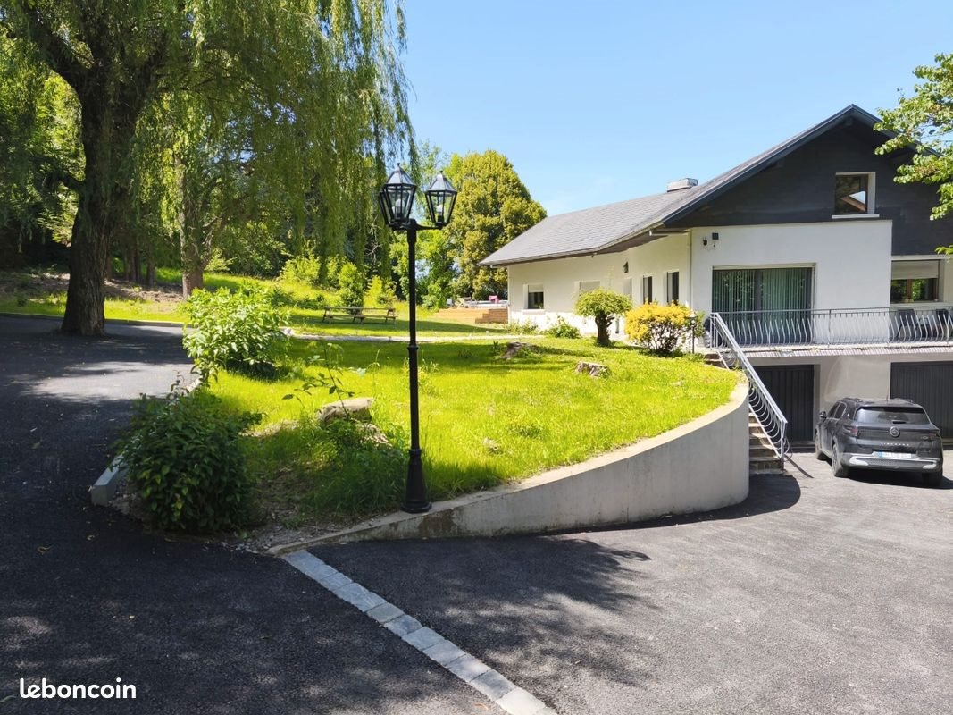 Maison à vendre, 300m², Vétraz-Monthoux