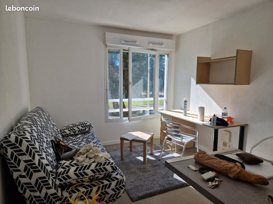 Appartement à louer, 19m², Pau