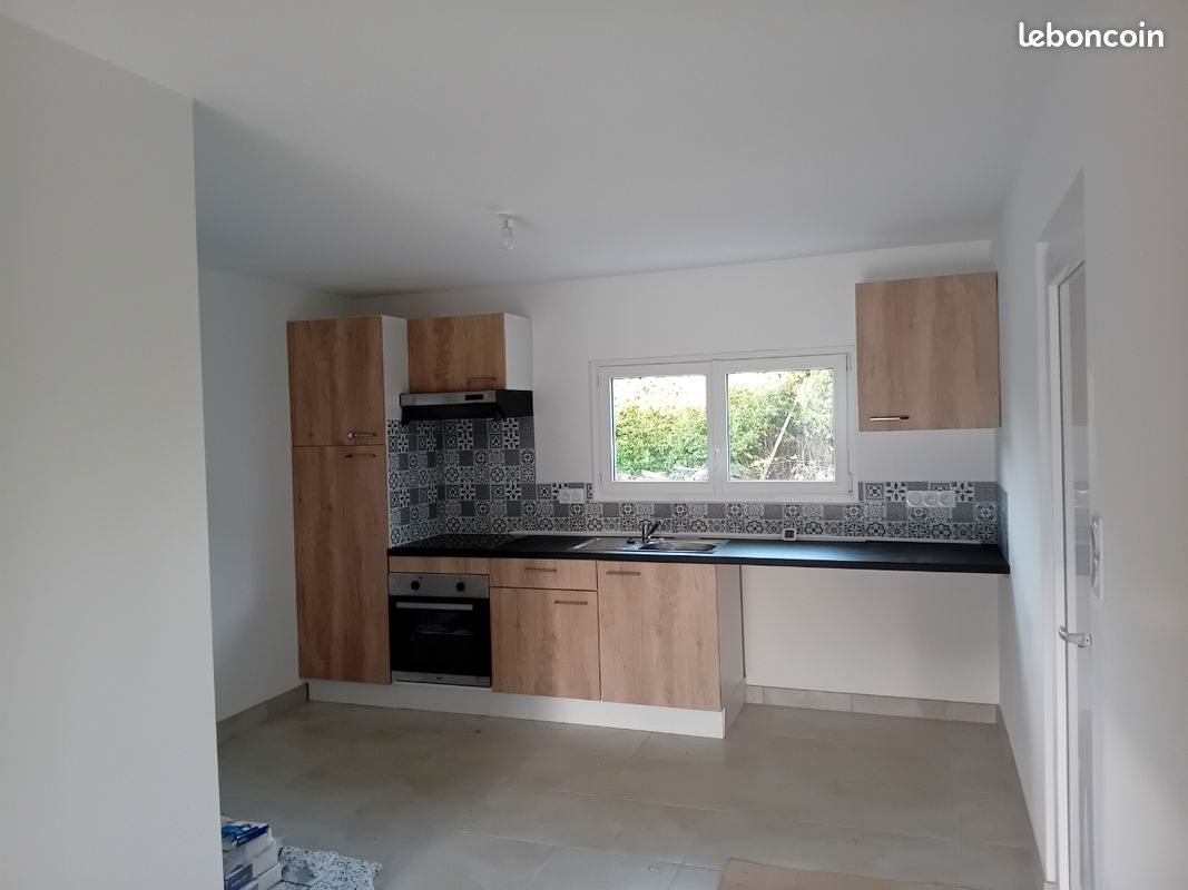 Maison à louer, 90m², Guénin