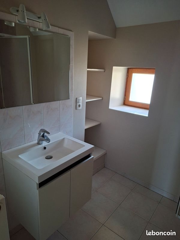 Appartement à louer, 49m², Fleury-la-Vallée