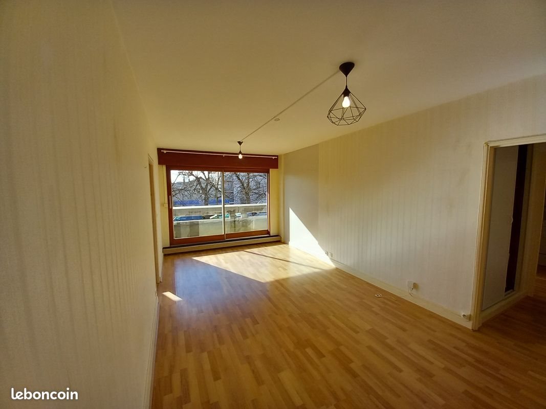Appartement à louer, 44m², Auxerre