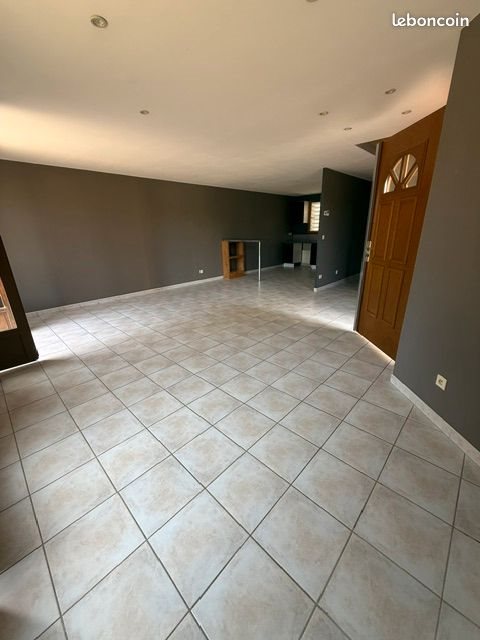 Maison à louer, 100m², Champdieu