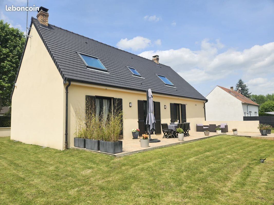 Maison à vendre, 148m², Gressy
