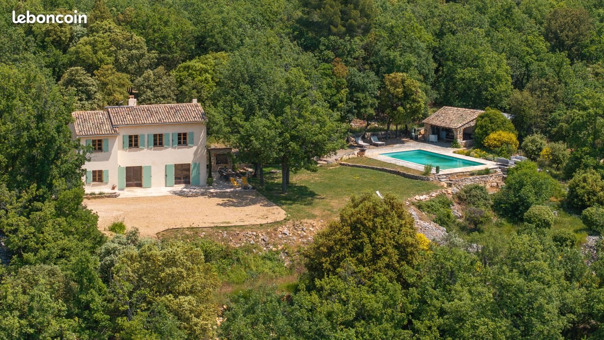 Maison à vendre, 177m², Bargemon
