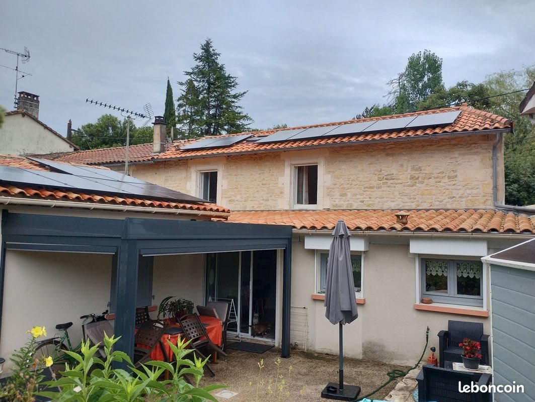Maison à vendre, 100m², Ruffec