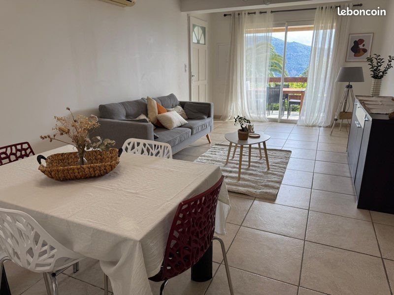 Appartement à louer, 50m², Alata
