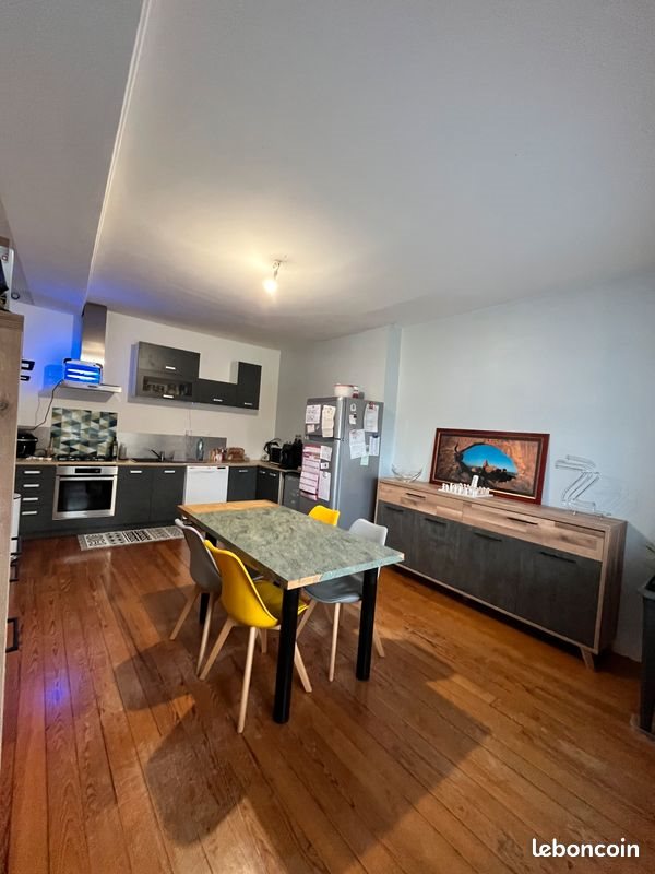 Appartement à louer, 150m², Ernée