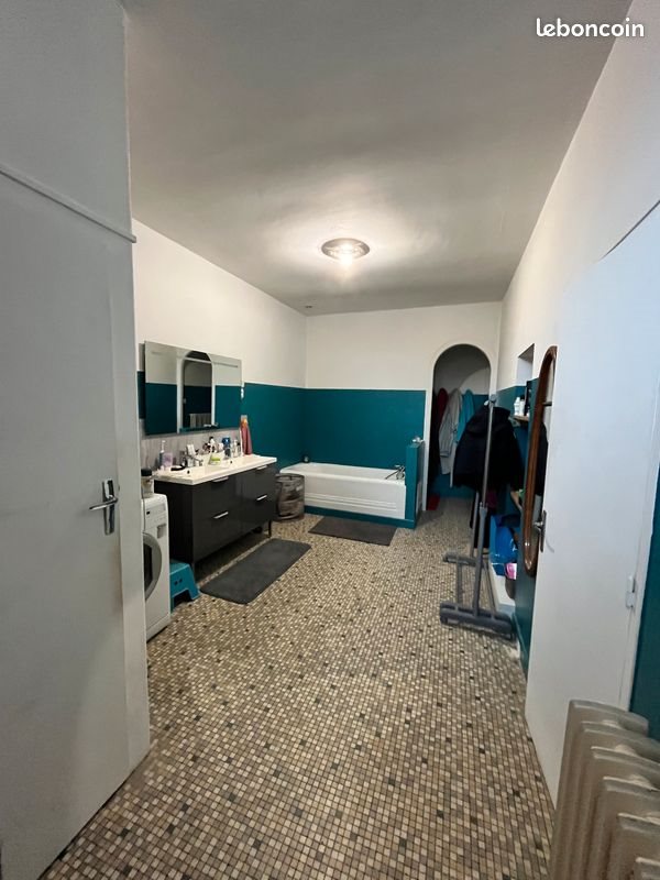 Appartement à louer, 150m², Ernée