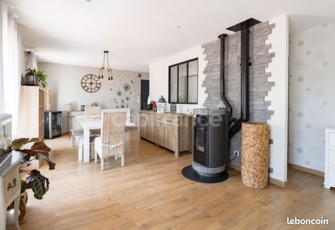 Maison à vendre, 125m², Viviers-lès-Montagnes