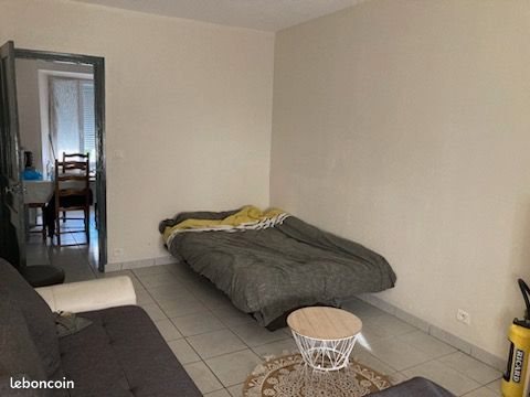 Appartement à louer, 28m², Saint-Flour