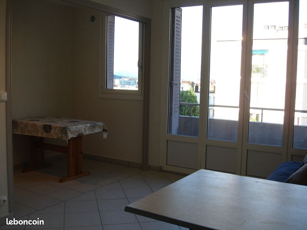 Appartement à louer, 28m², Grenoble