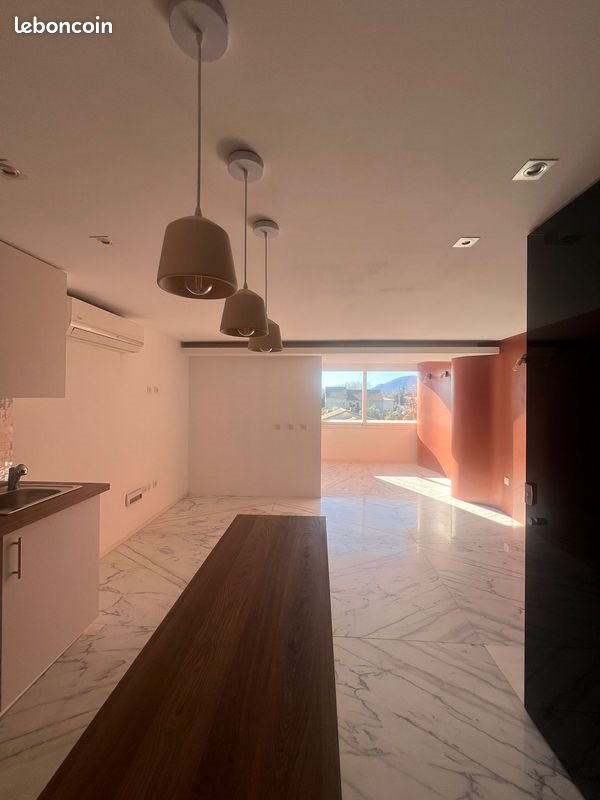 Appartement à louer, 37m², Santa-Lucia-di-Moriani