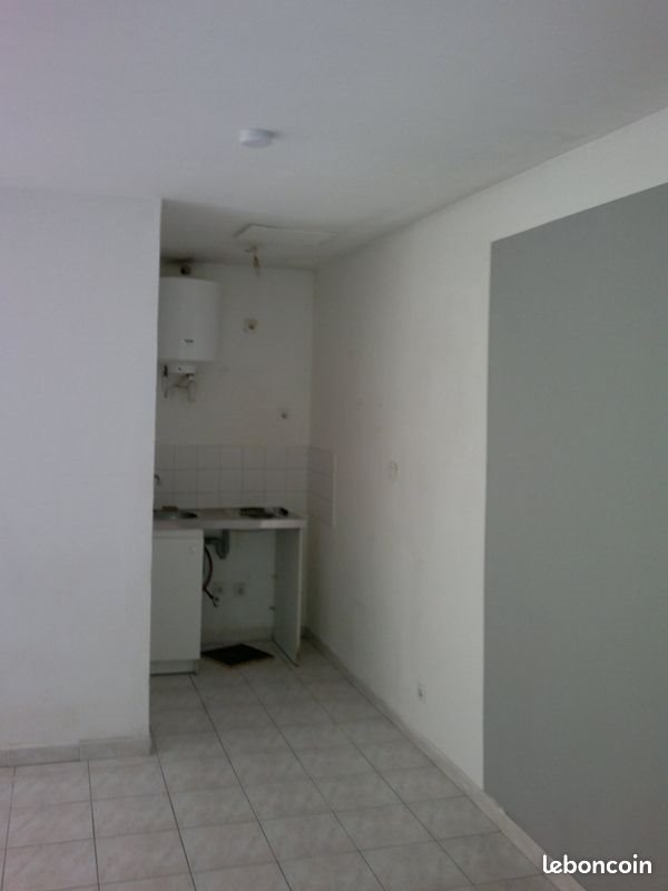 Appartement à louer, 26m², Meyreuil