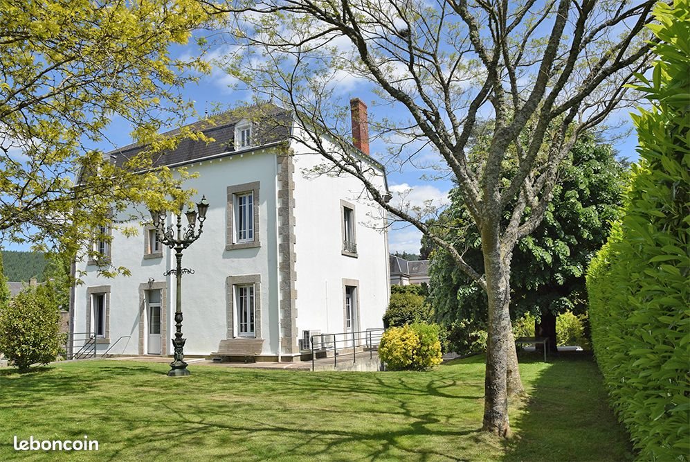 Maison à vendre, 271m², Saint-Sulpice-Laurière