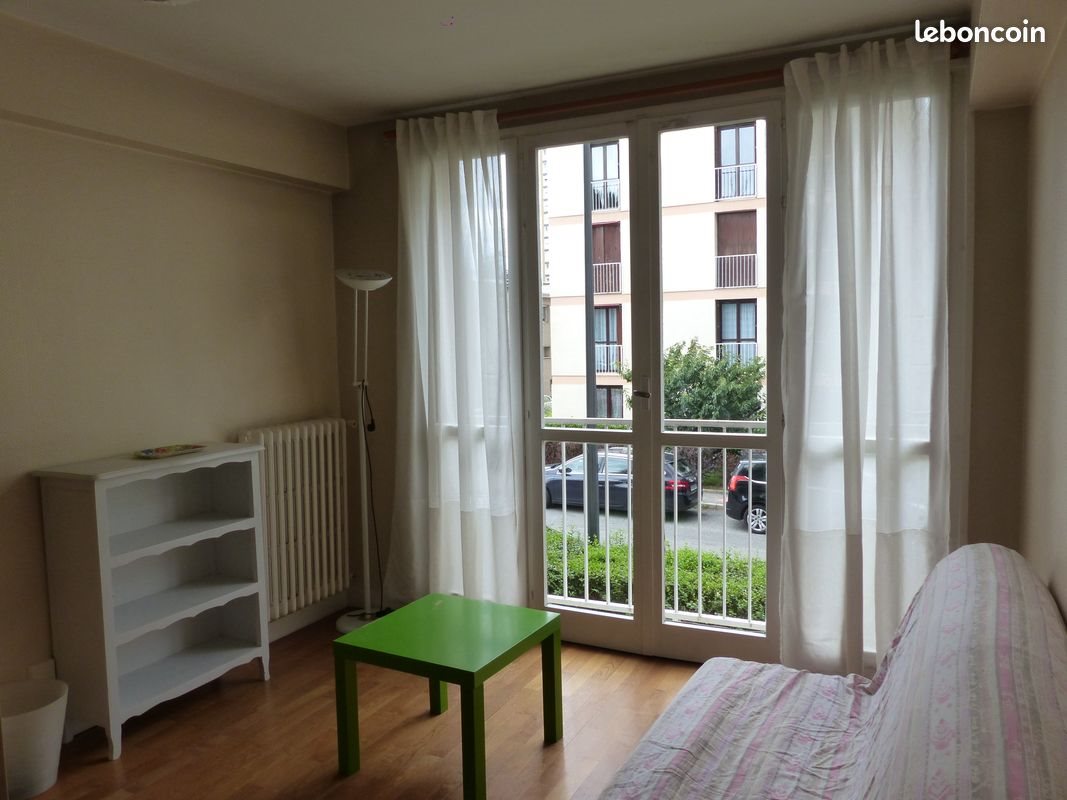 Appartement à louer, 29m², Saint-Etienne