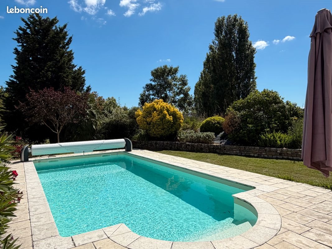 Maison à vendre, 145m², Cravans