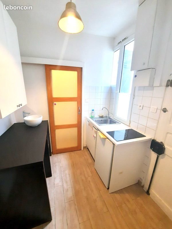 Appartement à louer, 21m², Puteaux