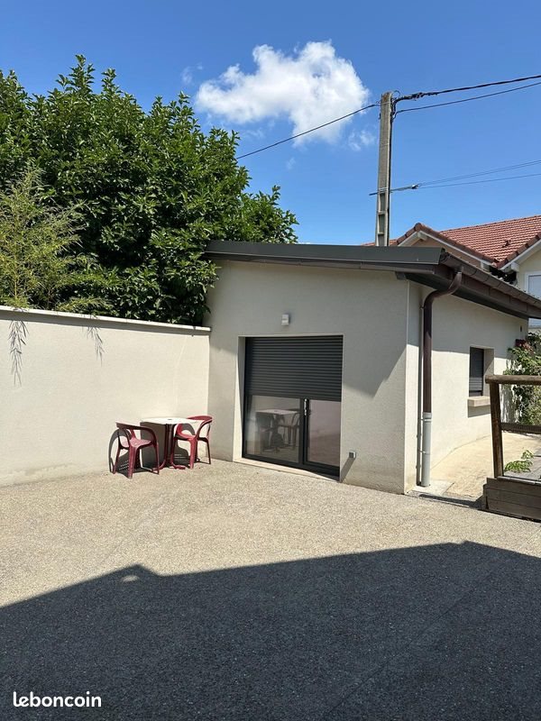 Appartement à louer, 25m², Ville-la-Grand