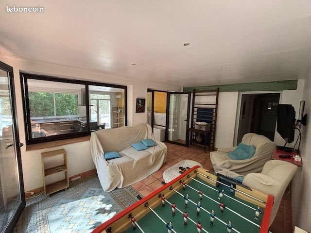 Maison à louer, 120m², Saint-Clément-de-Rivière