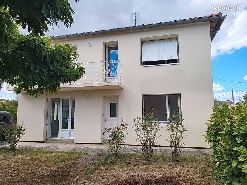 Maison à louer, 116m², Réalmont