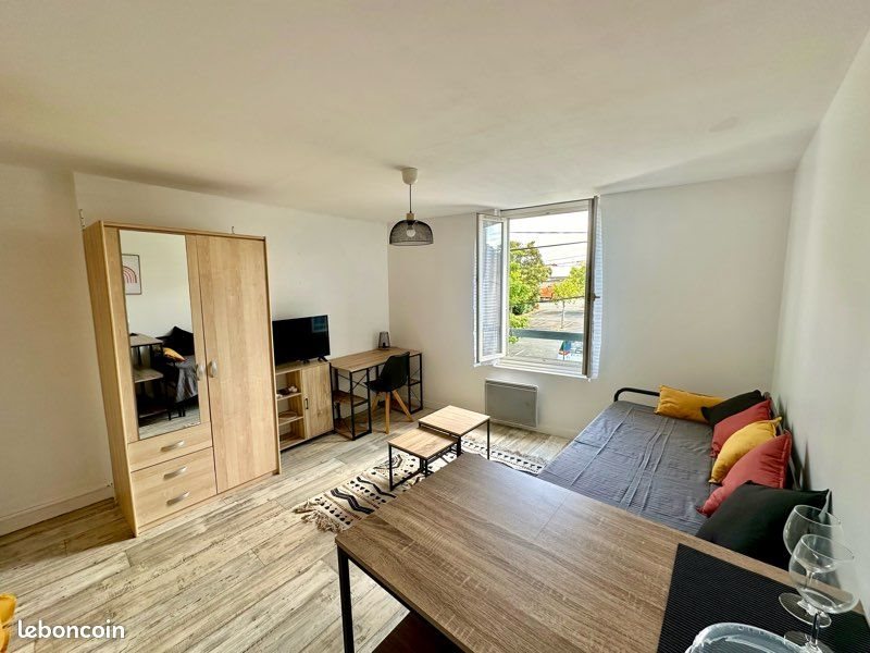 Appartement à louer, 20m², Niort