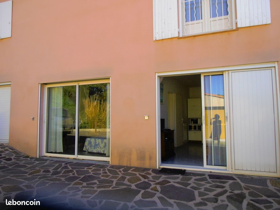 Appartement à louer, 18m², Cassis