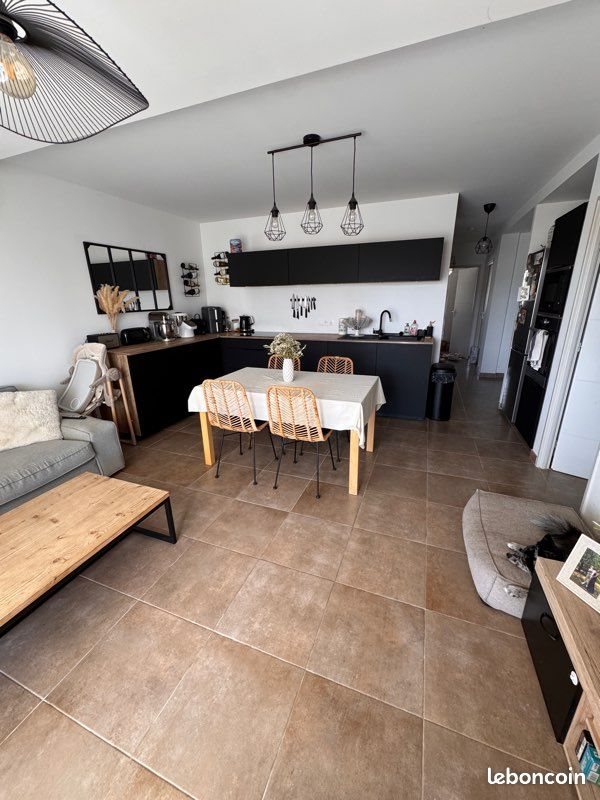 Appartement à vendre, 57m², Villelaure