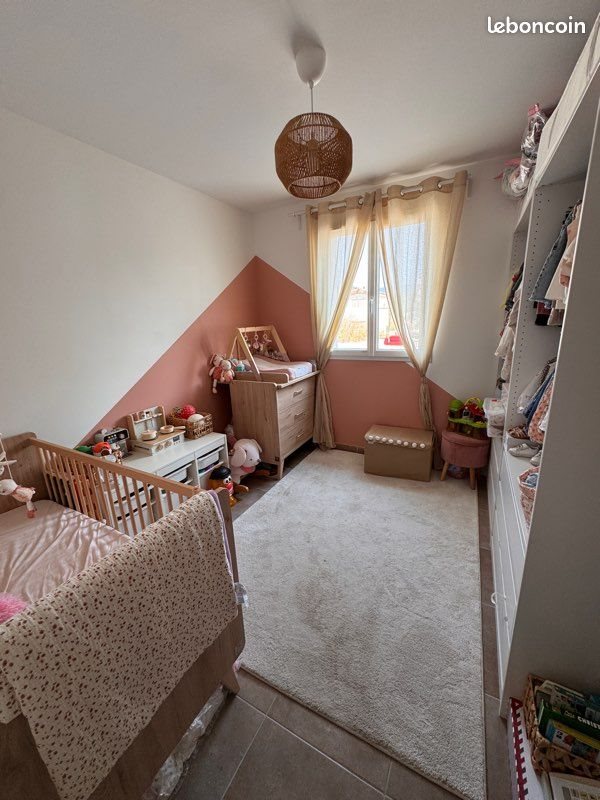 Appartement à vendre, 57m², Villelaure