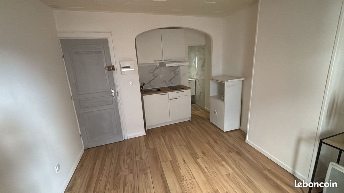 Appartement à louer, 18m², Béziers