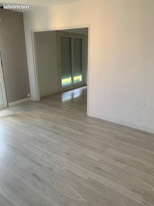 Appartement à louer, 80m², Évry-Courcouronnes