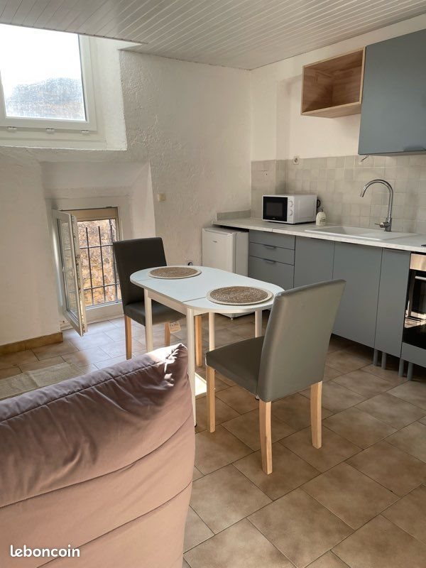 Appartement à louer, 25m², Bagnols-sur-Cèze