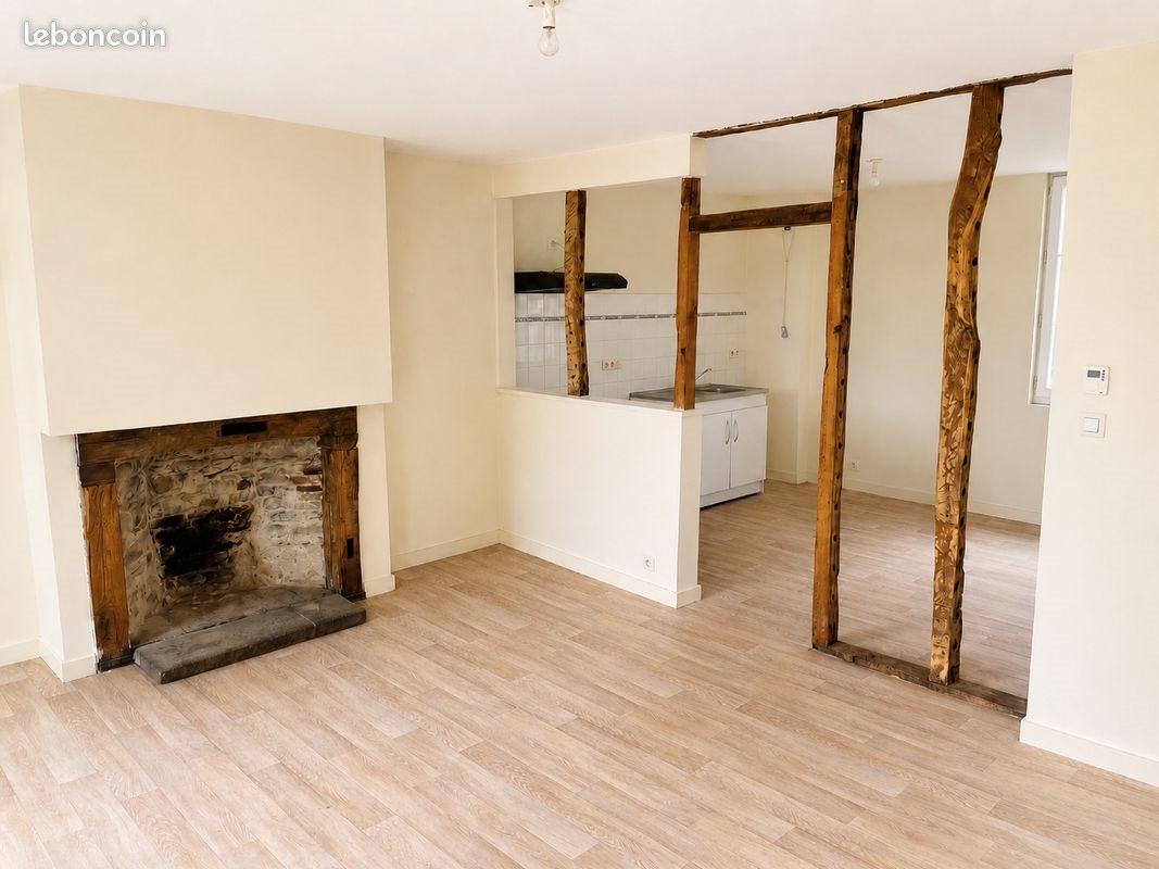 Appartement à louer, 57m², Argentat