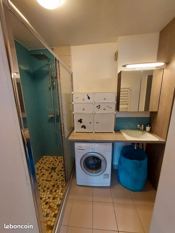 Appartement à louer, 45m², Courbevoie
