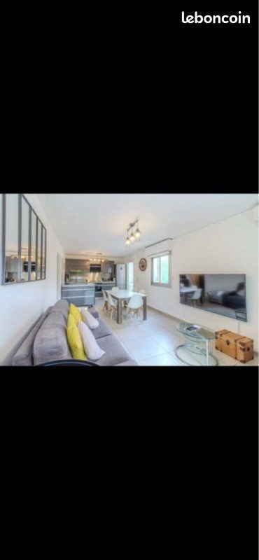 Appartement à louer, 81m², Antibes