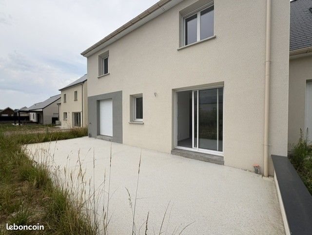 Maison à louer, 125m², Combourg
