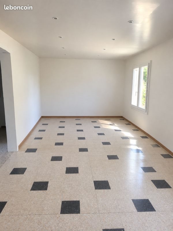 Maison à louer, 78m², Sceaux-du-Gâtinais